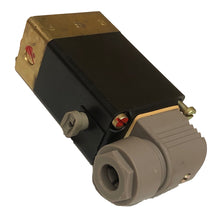 Cargar imagen en el visor de la galería, Válvula solenoide Burkert 333-D-3.0-B-MS 110 V