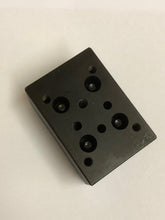 Load image into Gallery viewer, Parker 31011538 Valve Block Manifold Cetop 220338/110