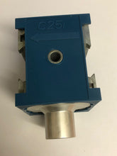 Cargar imagen en el visor de la galería, Válvula de parada de emergencia Bosch Rexroth 5351630500 C25 tipo V3/2P