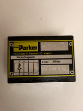 Load image into Gallery viewer, Parker CM-3-PP-5-20 Sandwich Valve Block NG10 Cetop 5 CM3PP520
